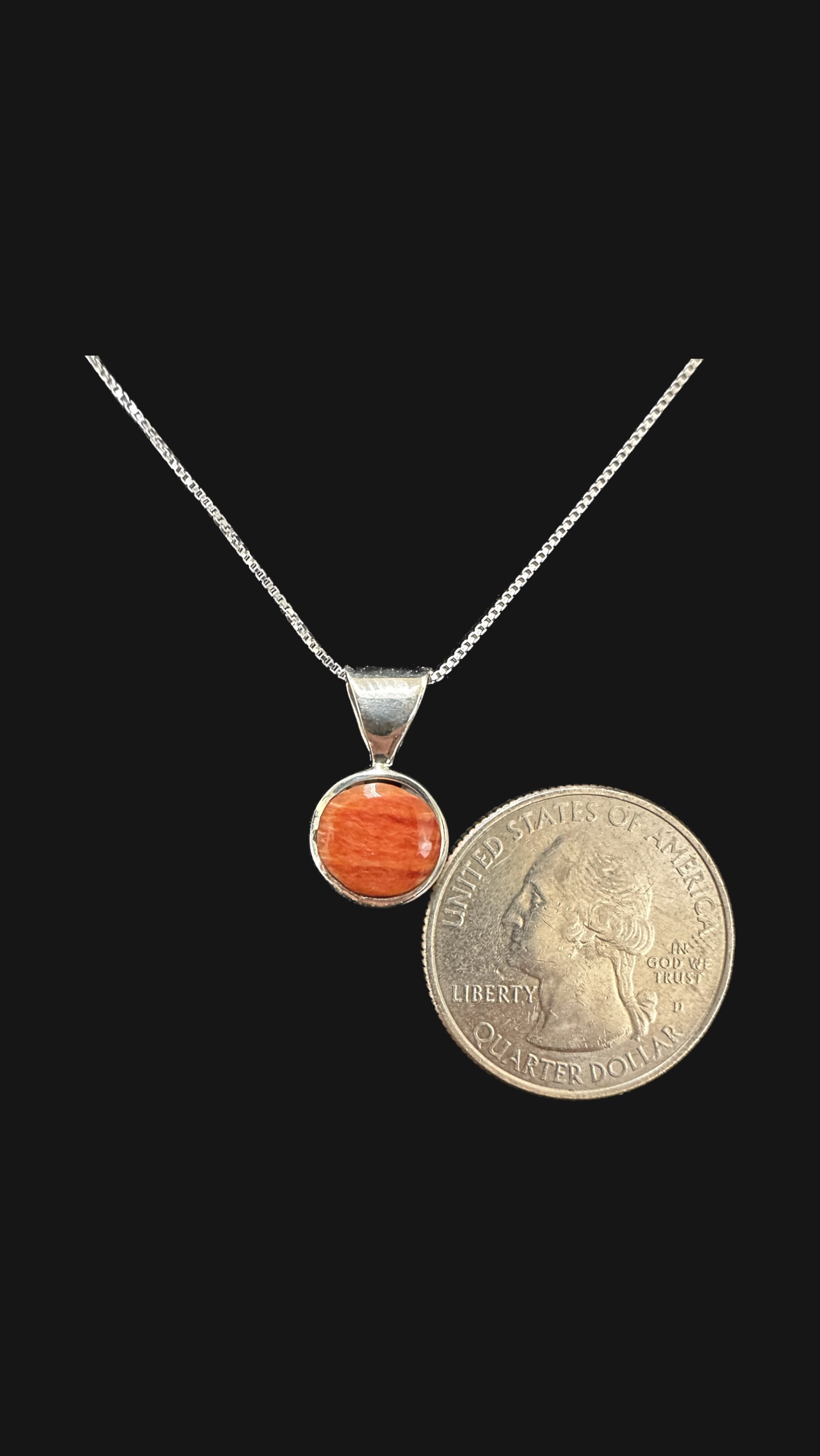 Spiney Oyster Pendant Necklace – Cahokia Mounds